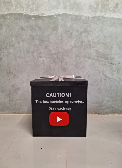 YouTube Balloon Box