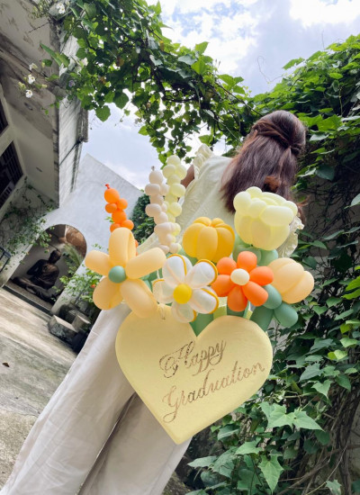 Flower in Bag  thumbnail