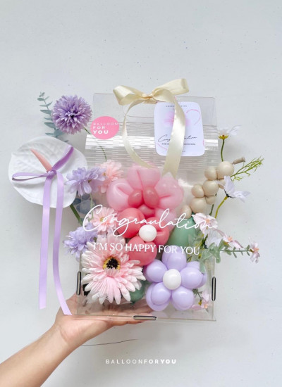 Blooms Acrylic Box 